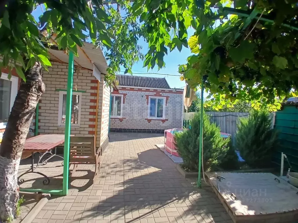 Дом в Белгородская область, Валуйский муниципальный округ, с. ... - Фото 1
