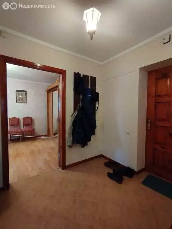 3-комнатная квартира: Евпатория, улица Фрунзе, 23 (65 м) - Фото 1