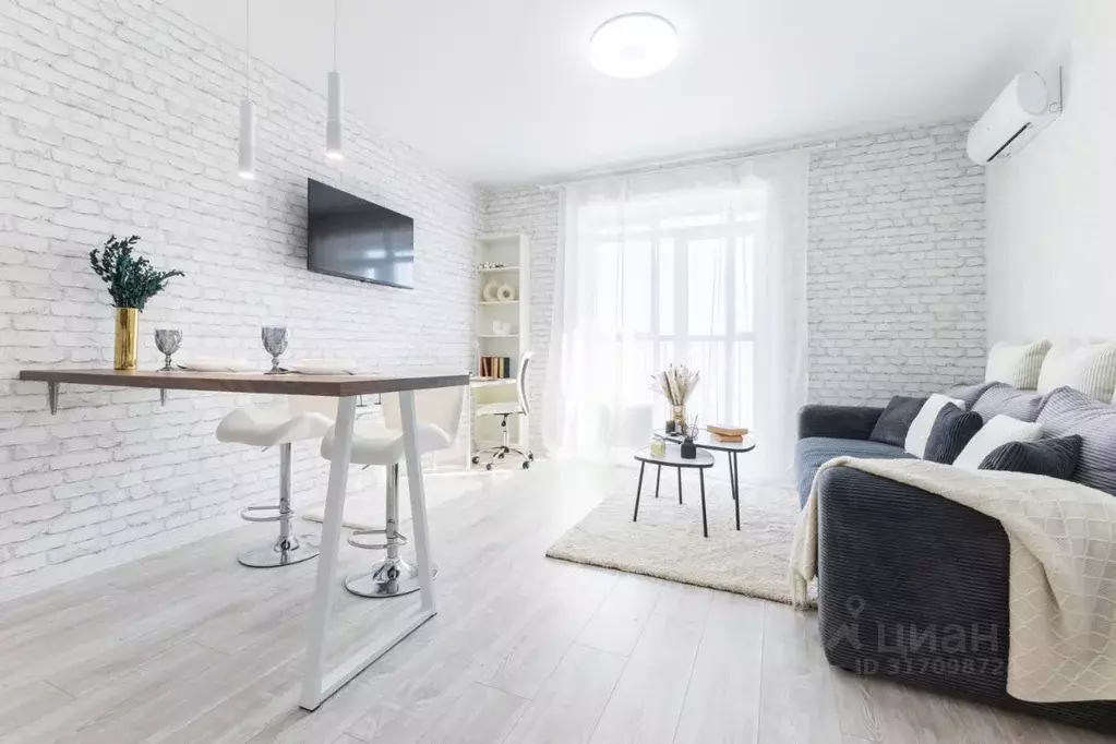 1-к кв. Татарстан, Казань ул. Аделя Кутуя, 110Е (38.0 м) - Фото 1