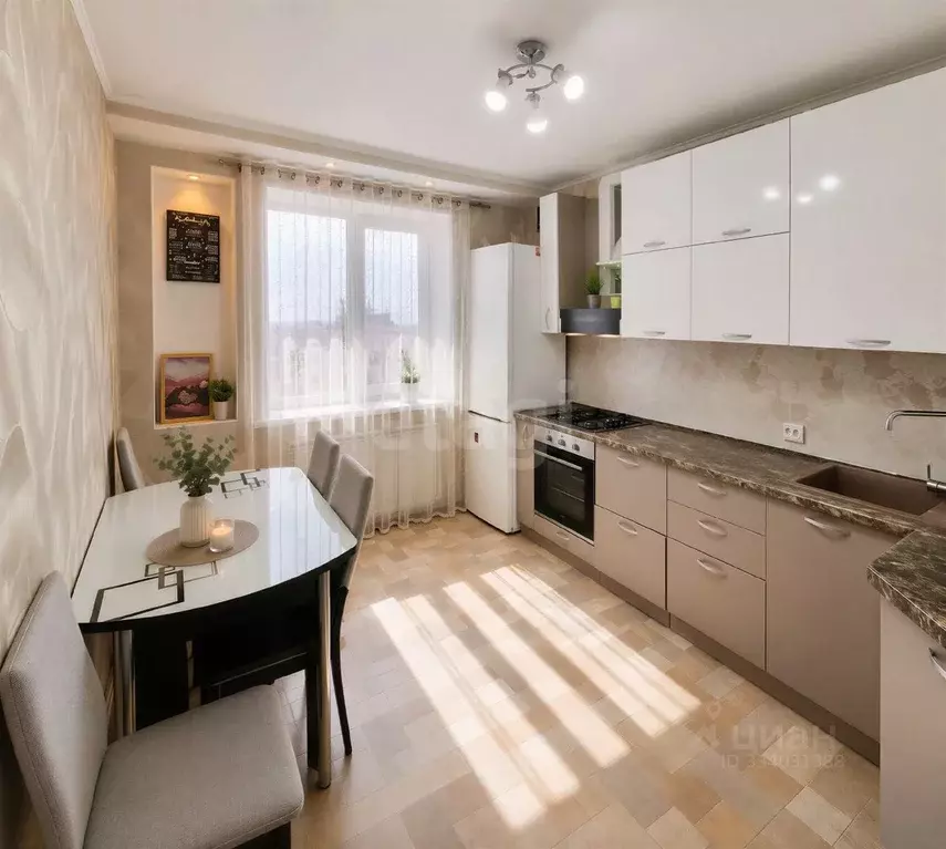 2-к кв. Татарстан, Казань ул. Хайдара Бигичева, 29 (63.9 м) - Фото 1