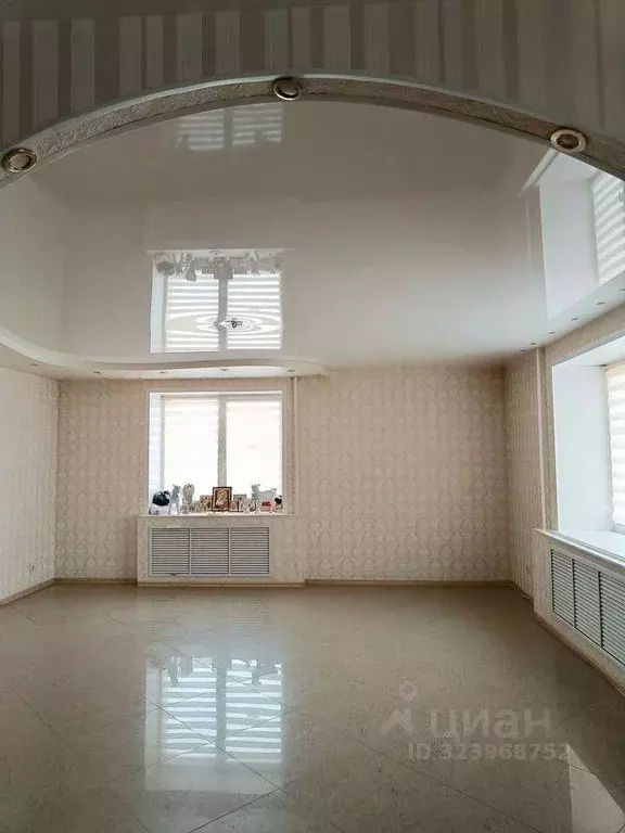 3-к кв. Пермский край, Пермь ул. Ивана Франко, 42 (119.0 м) - Фото 1