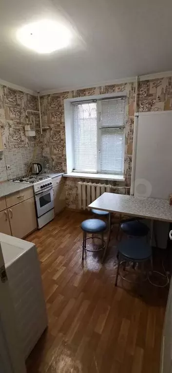 1-к. квартира, 39 м, 1/10 эт. - Фото 0