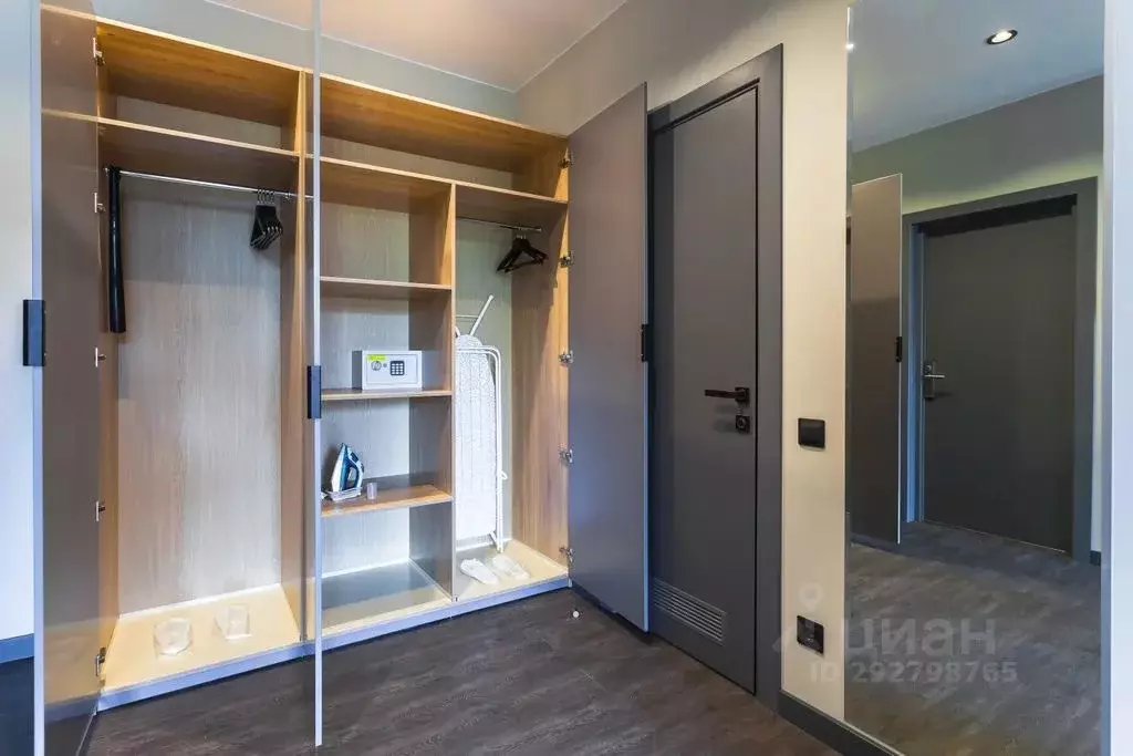 Комната Санкт-Петербург ул. Большая Зеленина, 24 - Фото 2