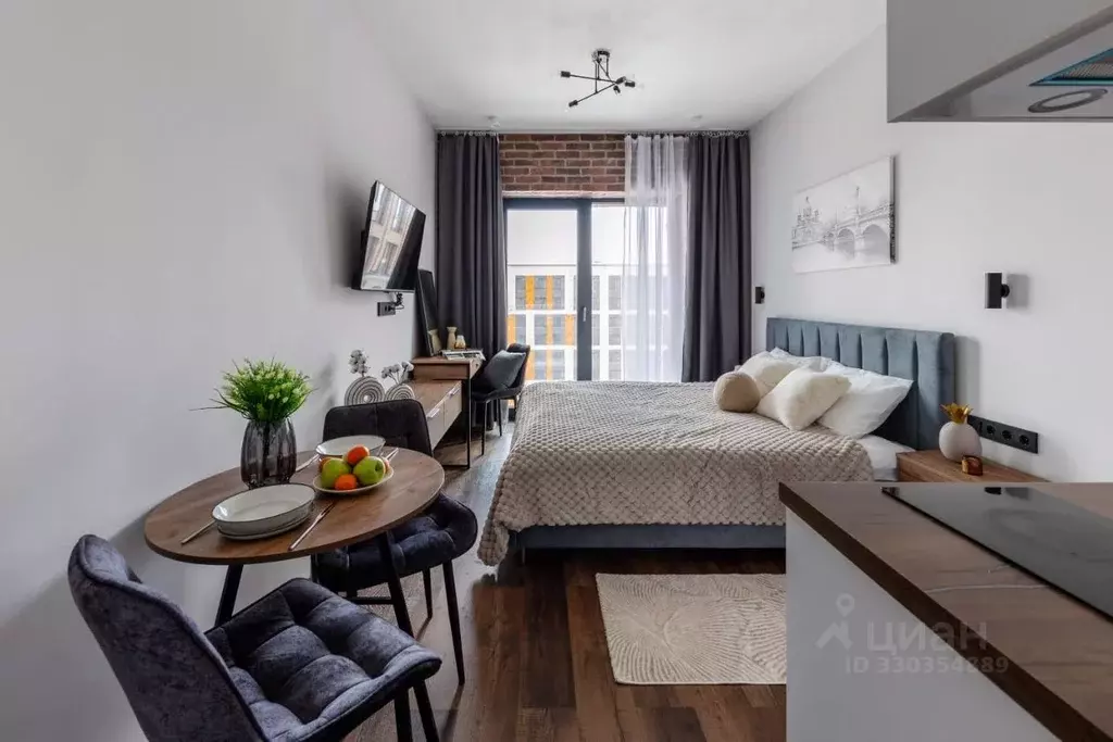 Студия Санкт-Петербург наб. Макарова, 58 (25.0 м) - Фото 1