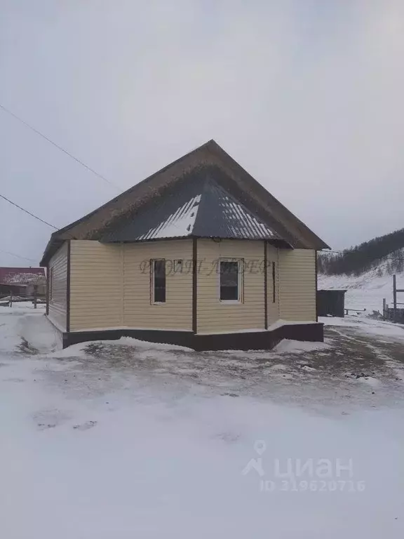 Дом в Алтай, Усть-Канский район, с. Усть-Кан ул. Энергетиков, 9 (80 м) - Фото 0