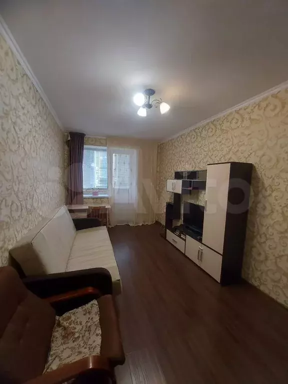 1-к. квартира, 40 м, 7/10 эт. - Фото 0