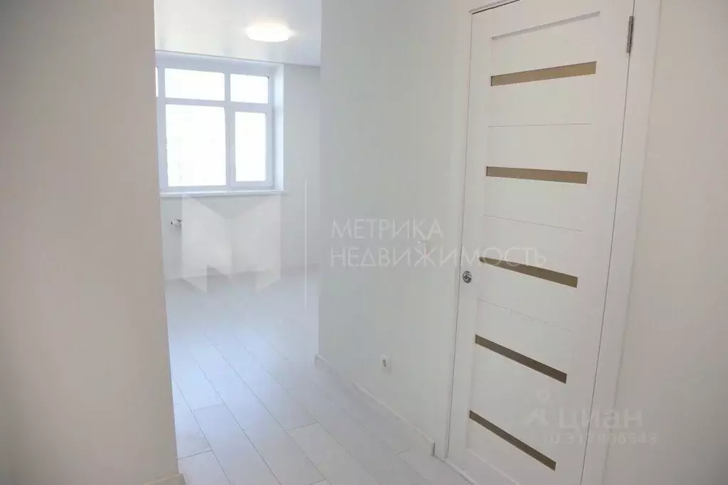 1-к кв. Тюменская область, Тюмень ул. Краснооктябрьская, 16к1 (30.0 м) - Фото 1