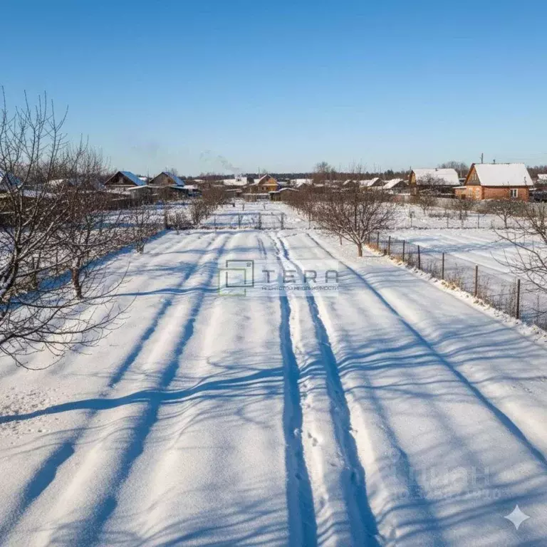 Участок в Башкортостан, Иглинский сельсовет, с. Иглино ул. Изобильная, ... - Фото 1