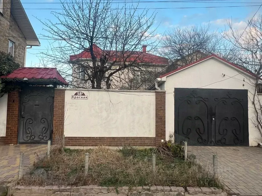 Дом в Крым, Симферополь ул. Красная, 52 (195 м) - Фото 1