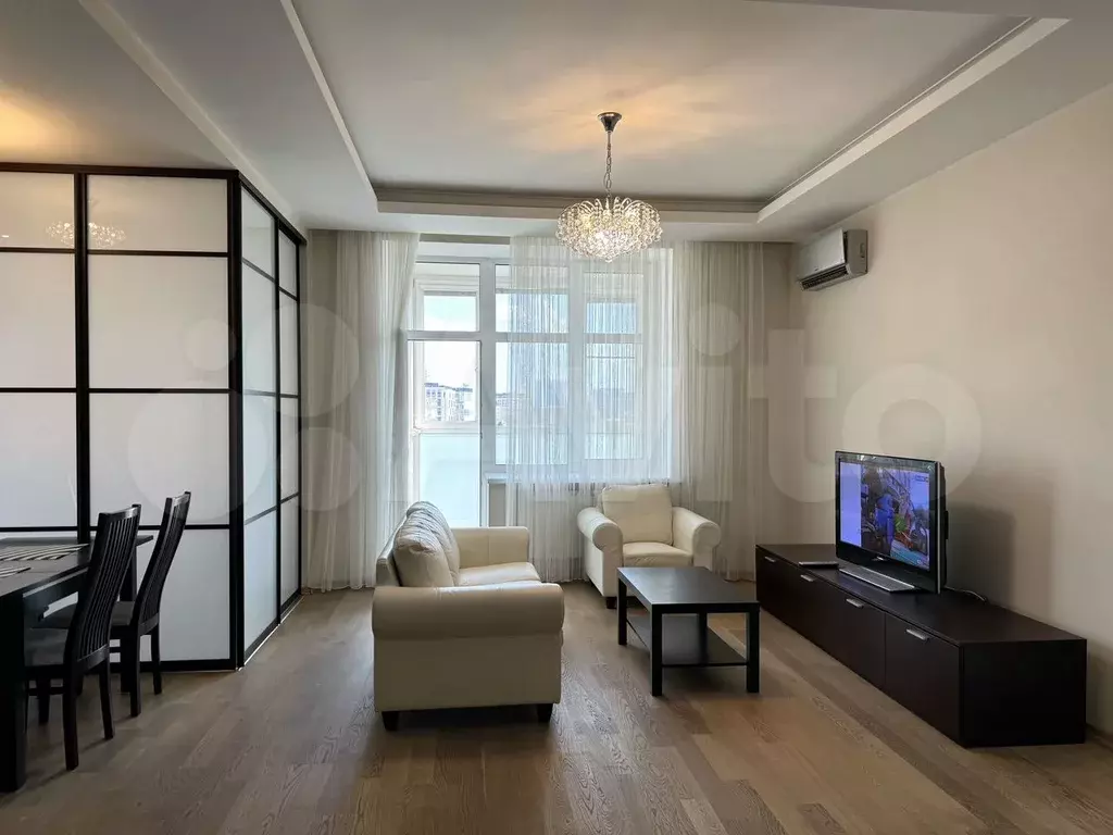2-к. квартира, 80 м, 9/17 эт. - Фото 0