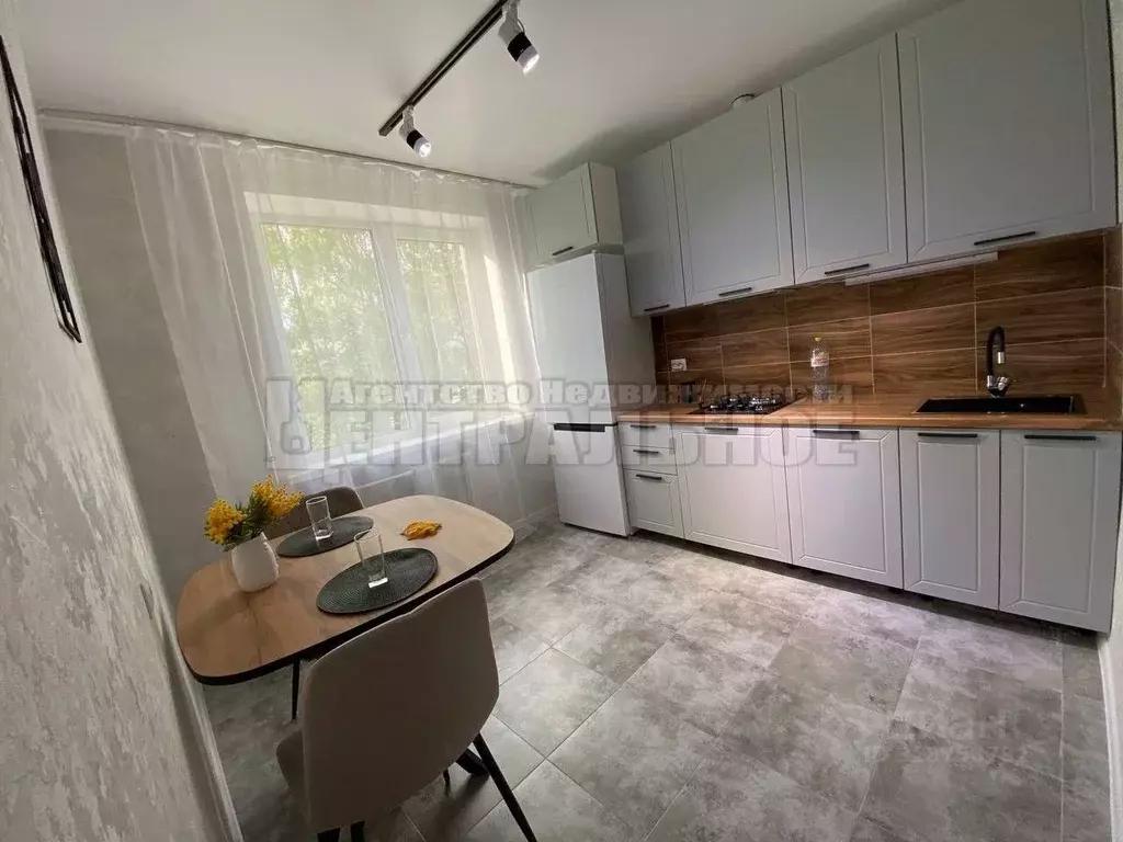 3-к кв. Смоленская область, Смоленск ул. Маршала Еременко, 8 (70.0 м) - Фото 0
