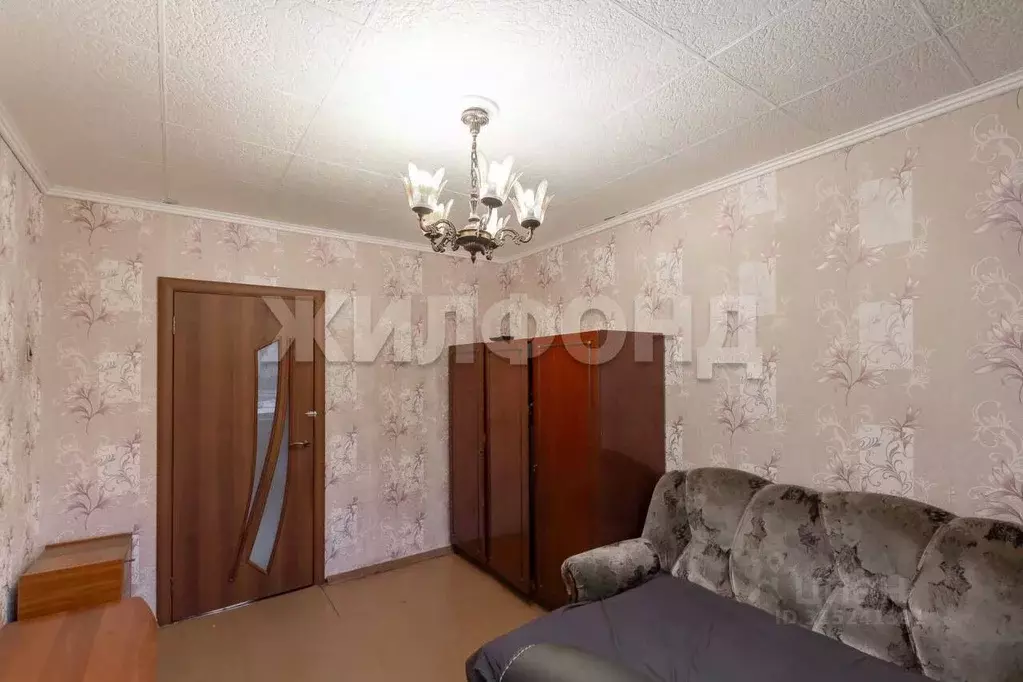 3-к кв. Алтайский край, Барнаул ул. Весенняя, 4 (65.7 м) - Фото 1