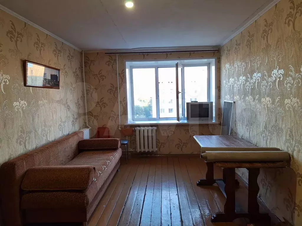 Комната 17,6 м в 4-к., 8/9 эт. - Фото 1