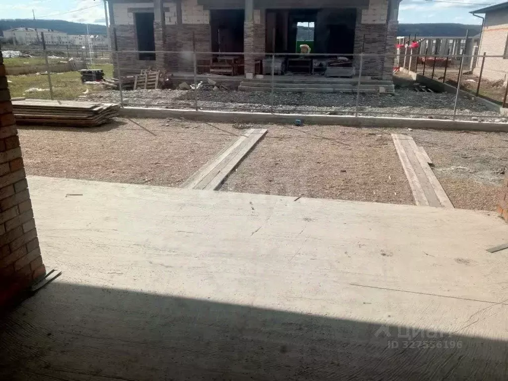 Дом в Адыгея, Майкоп городской округ, Гавердовский хут. ул. ... - Фото 1