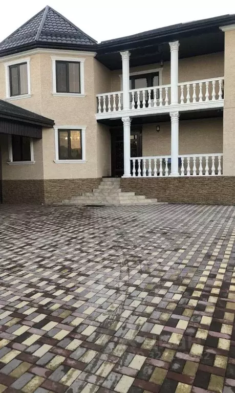 Дом в Кабардино-Балкария, Чегемский район, с. Нартан ул. Хажнагоева, ... - Фото 1