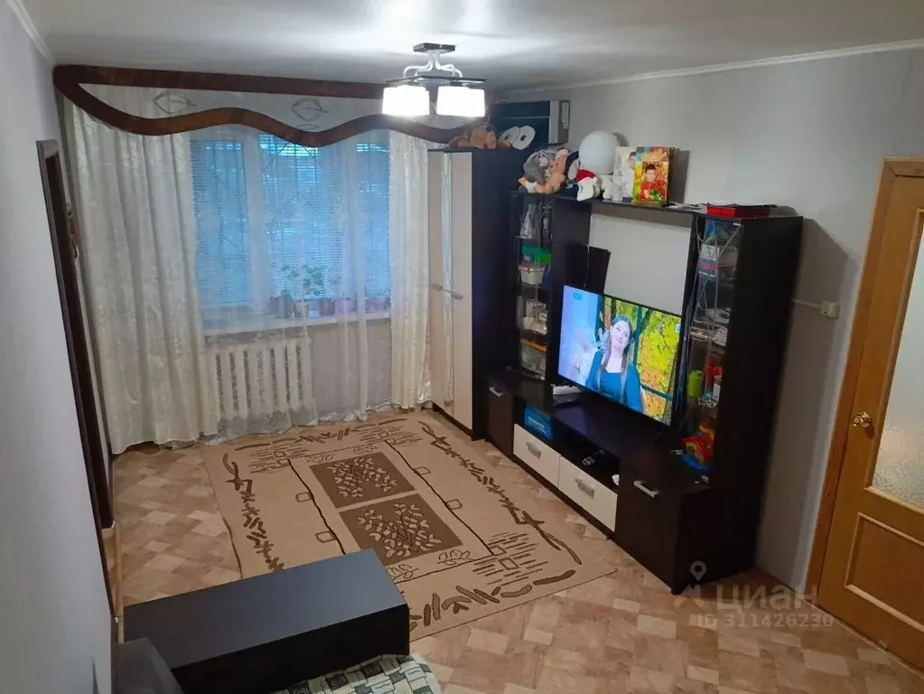 2-к кв. Саратовская область, Энгельс Полиграфическая ул., 65 (45.0 м) - Фото 0