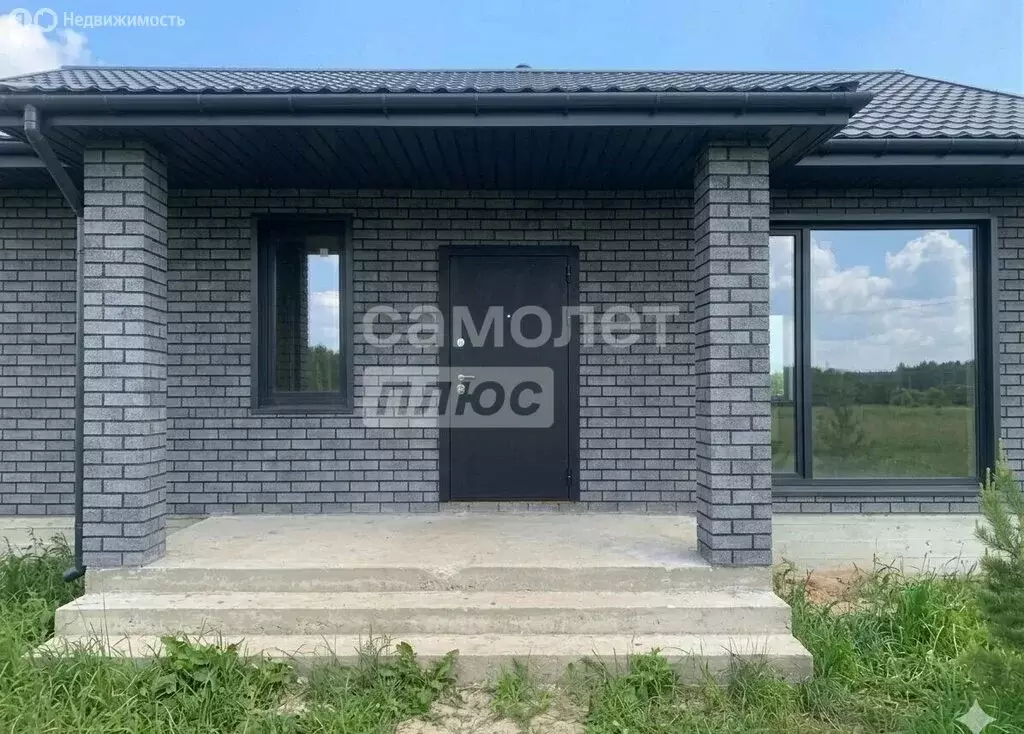 Дом в Липецкая область, Добровский муниципальный округ, село ... - Фото 1
