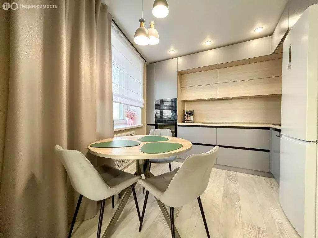 2-комнатная квартира: Балаково, Коммунистическая улица, 20В (60 м) - Фото 1