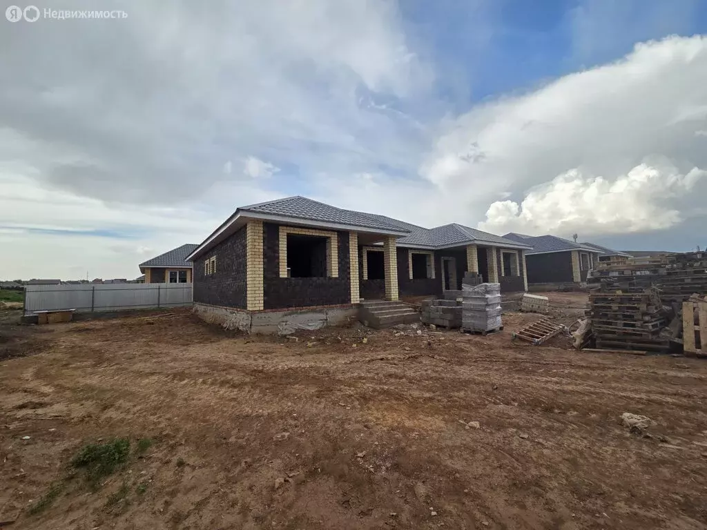 Дом в посёлок Ленина, Школьная улица, 69 (80 м) - Фото 1