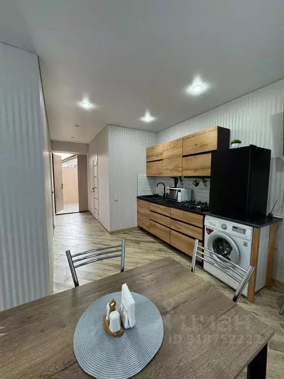 Дом в Дагестан, Дербент ул. Х. Тагиева, 60 (40 м) - Фото 1