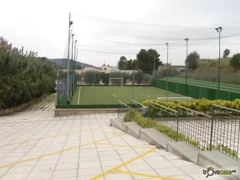 Commercial space and sporting facility for sale Montescaglioso, Matera - Фото 0