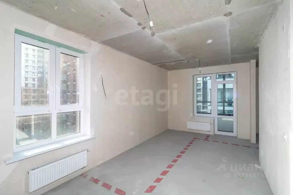 3-к кв. Тюменская область, Тюмень ул. Разведчика Кузнецова, 5 (81.6 м) - Фото 1