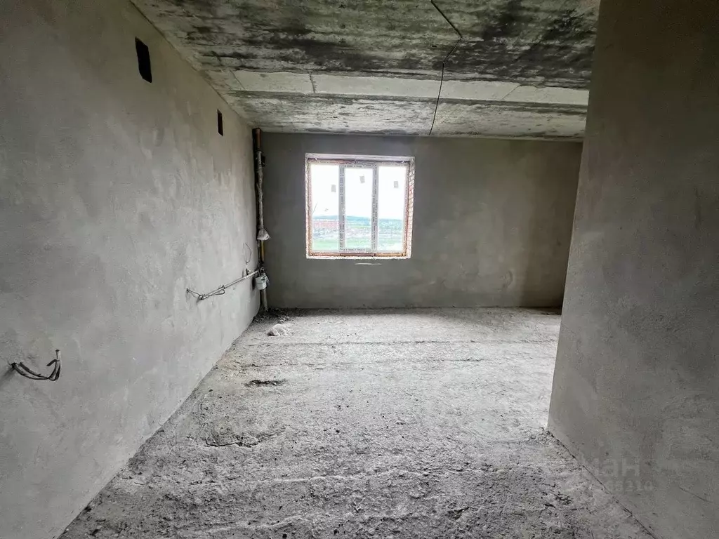 3-к кв. Северная Осетия, Владикавказ ул. Курсантов-Кировцев, 29к4 ... - Фото 0