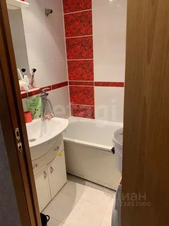 1-к кв. Кировская область, Киров Московская ул., 109к1 (33.0 м) - Фото 2