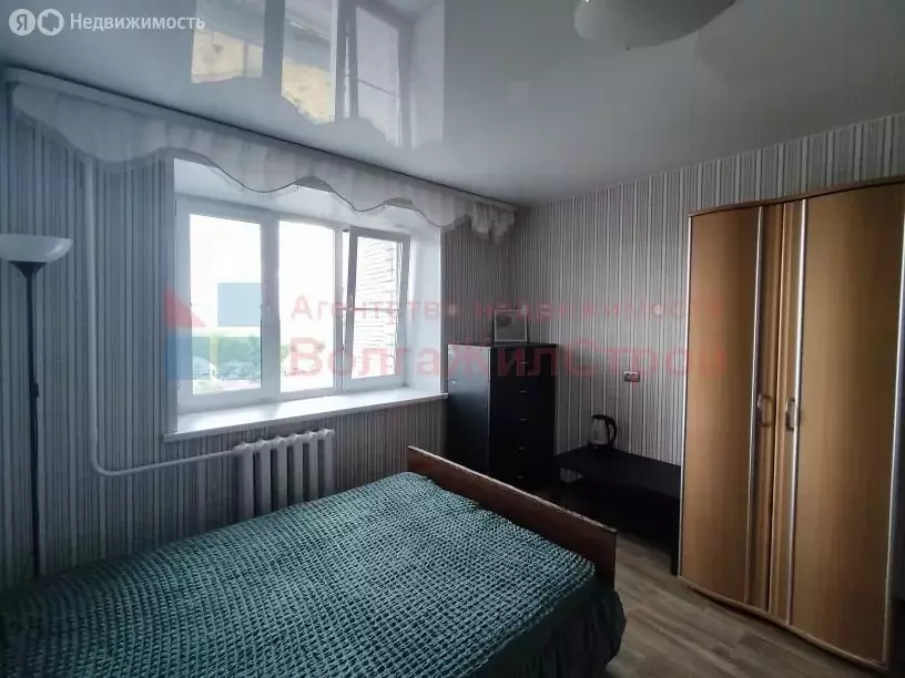 1к в 8-комнатной квартире (13 м) - Фото 0