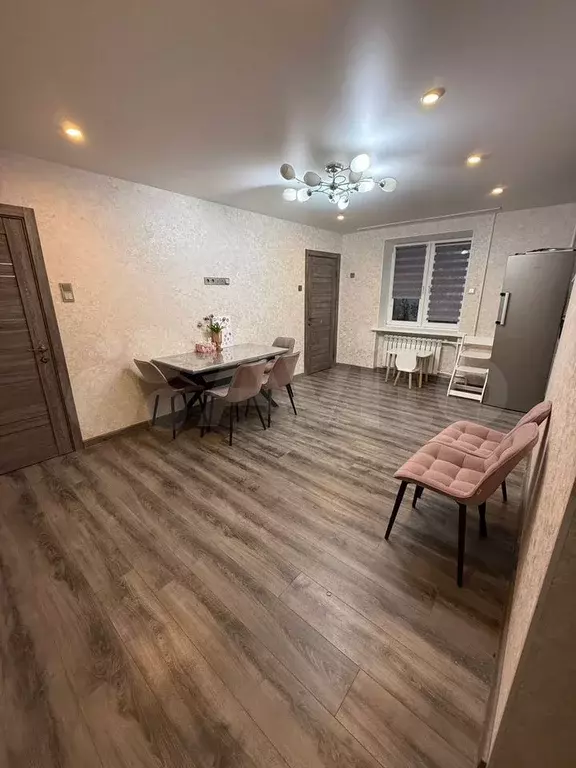 3-к. квартира, 52 м, 4/5 эт. - Фото 0