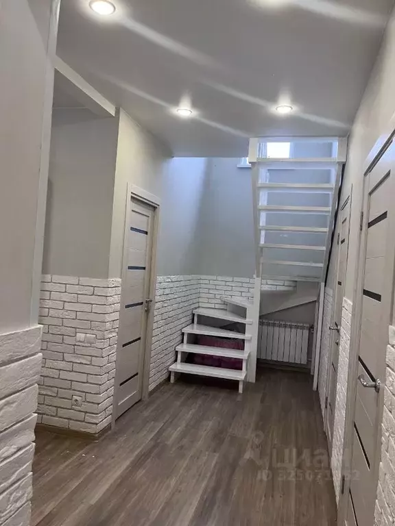 Дом в Ленинградская область, Ломоносовский район, Лопухинское с/пос, ... - Фото 1