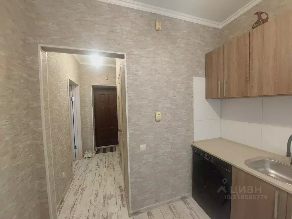 1-к кв. Калининградская область, Калининград Кутаисский пер., 2 (30.3 ... - Фото 2