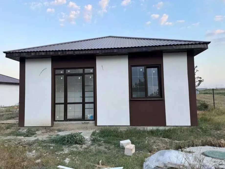 Дом в Крым, Симферопольский район, с. Трудовое ул. Энтузиастов (110 м) - Фото 1