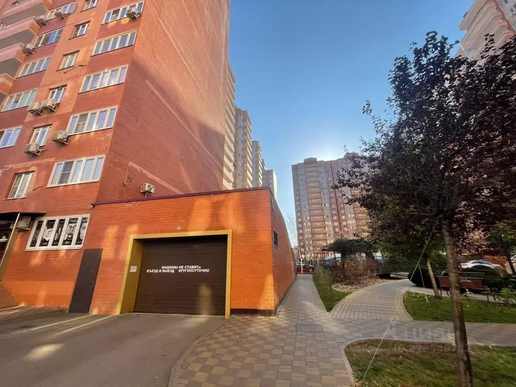 Гараж в Краснодарский край, Краснодар ул. Имени Жлобы, 141 (17 м) - Фото 1