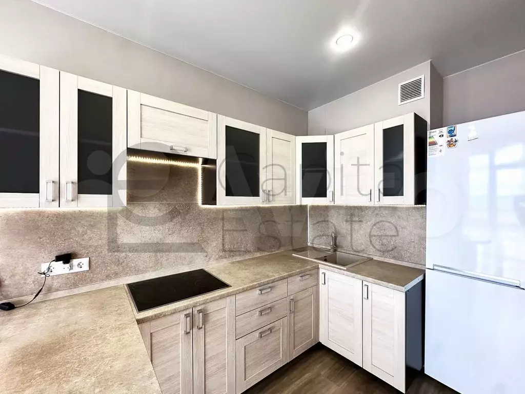 2-к. квартира, 50 м, 7/25 эт. - Фото 0