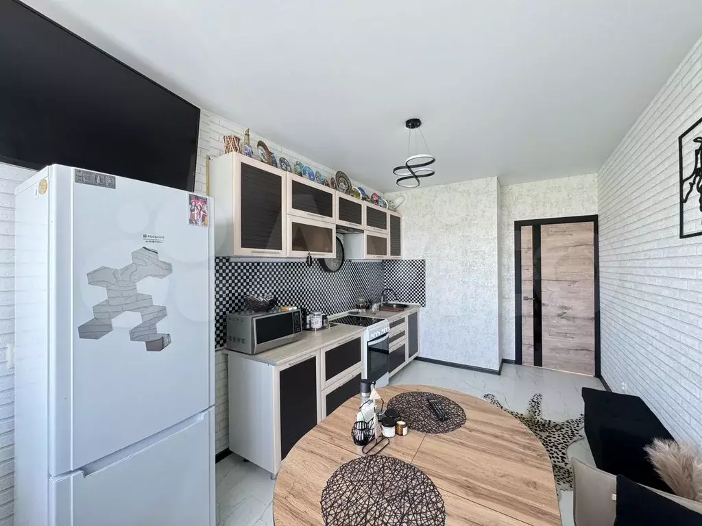 2-к. квартира, 65 м, 24/25 эт. - Фото 1