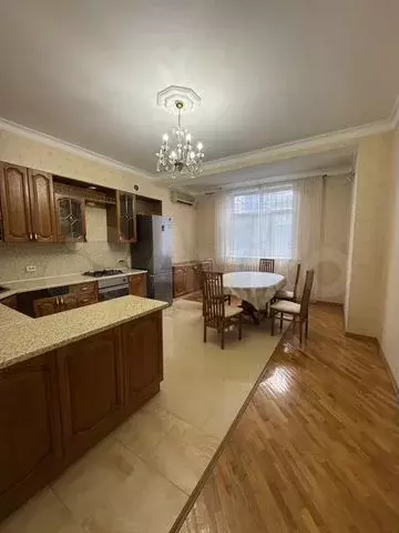 4-к. квартира, 120 м, 1/7 эт. - Фото 0