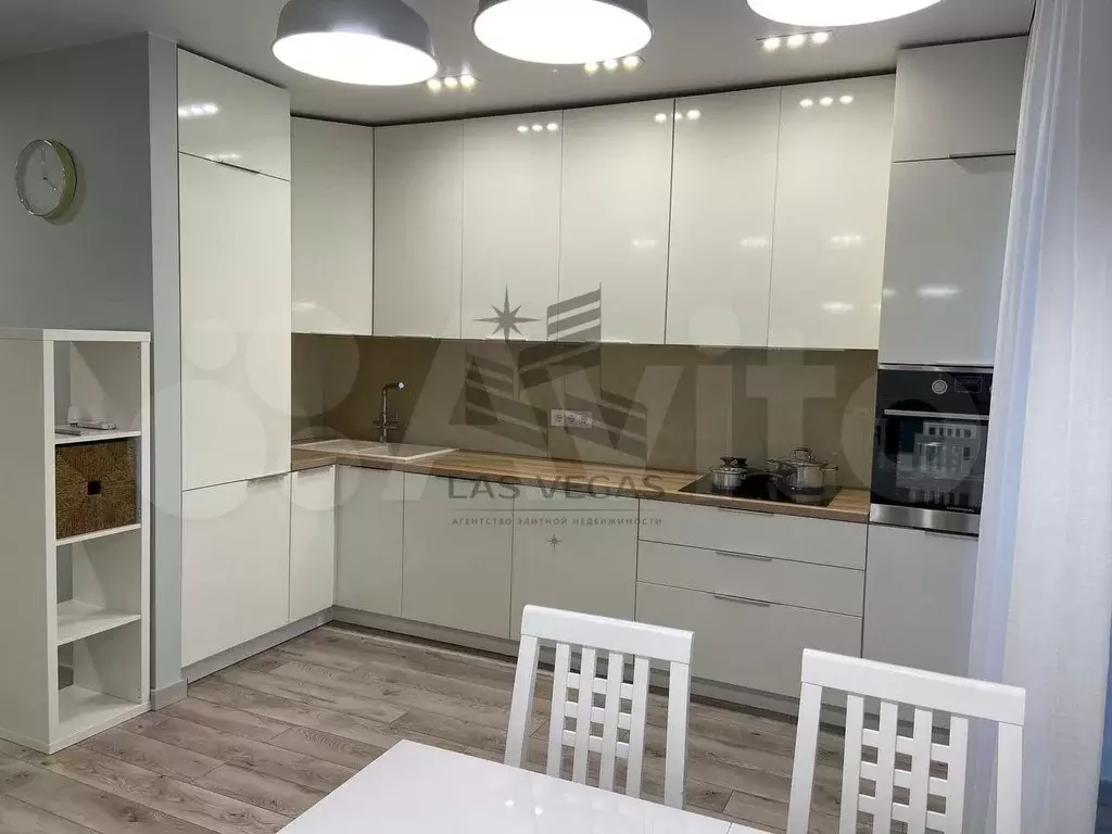 2-к. квартира, 60 м, 10/10 эт. - Фото 0
