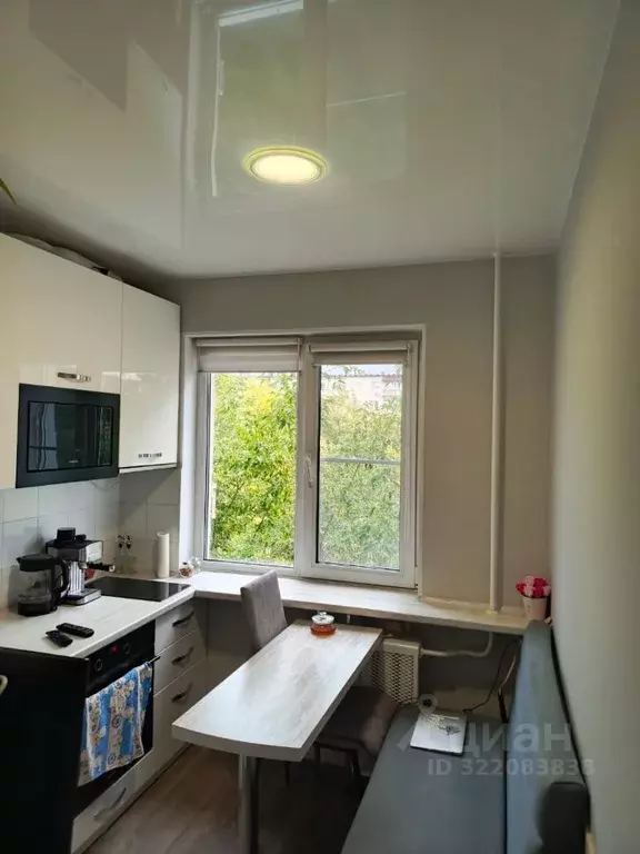 1-к кв. Новосибирская область, Новосибирск Шлюз мкр, ул. Шлюзовая, 8 ... - Фото 0