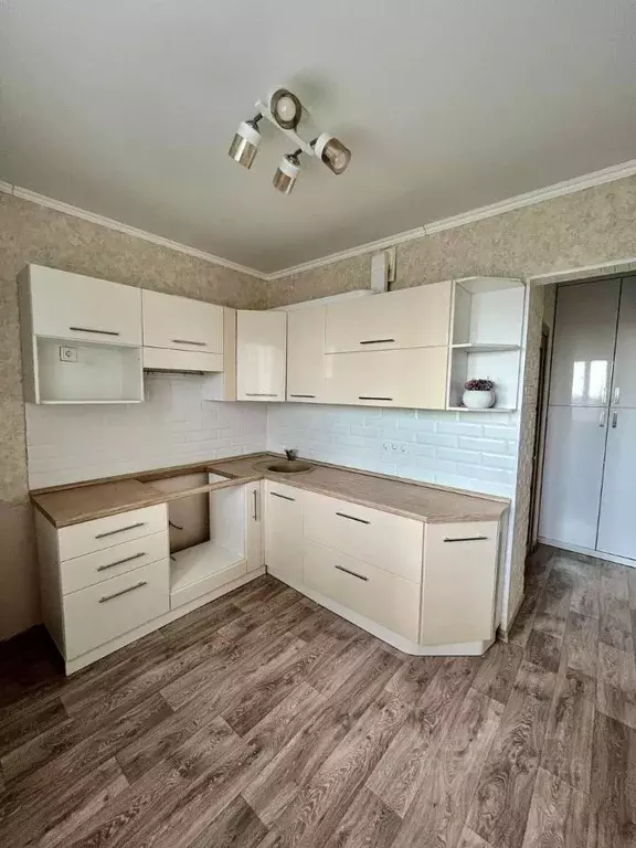 1-к кв. Оренбургская область, Оренбург Транспортная ул., 16А (33.1 м) - Фото 2