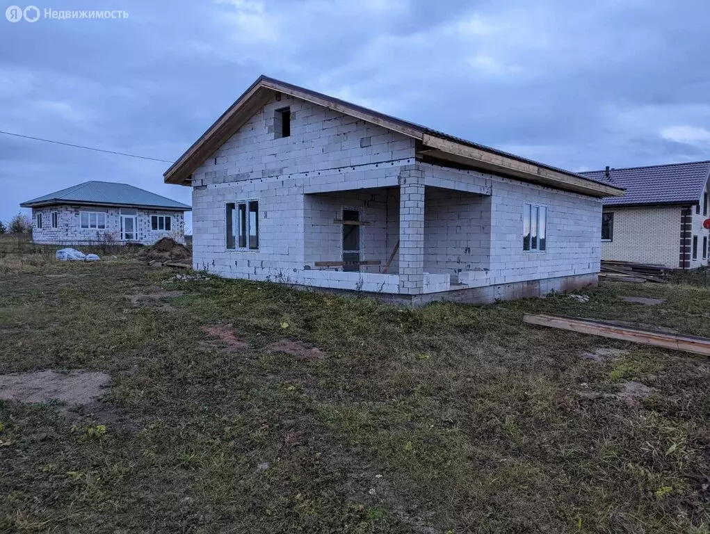 Дом в Шиховское сельское поселение, деревня Столбово, Александровская ... - Фото 0