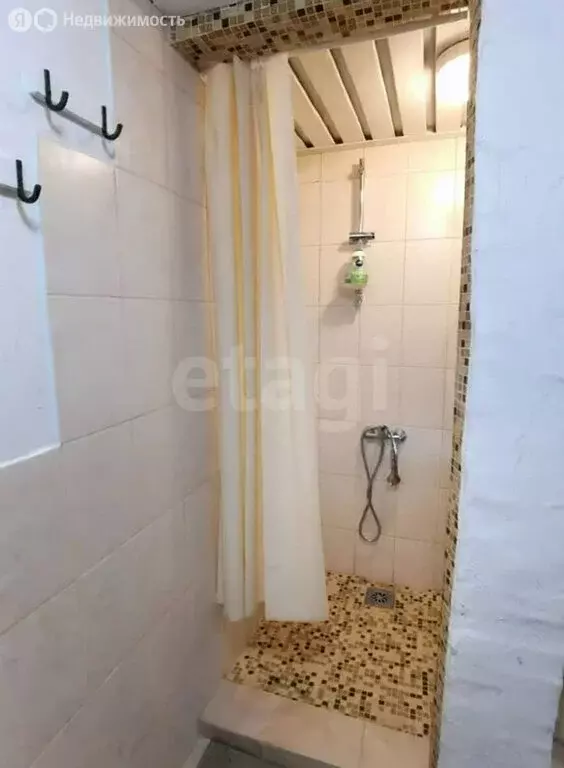 2-комнатная квартира: Энгельс, Трудовая улица, 12/2 (58 м) - Фото 1