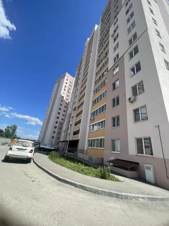 2-к кв. Саратовская область, Энгельс Трудовая ул., 12/9 (58.7 м) - Фото 0