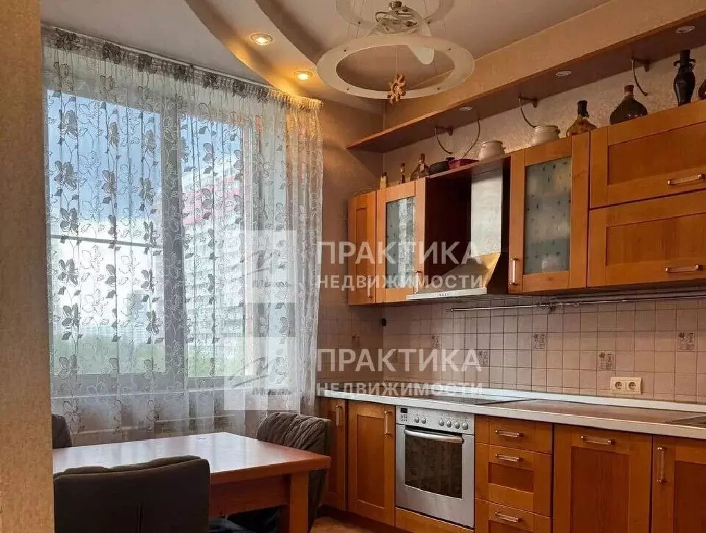 Продается 3-комнатная квартира - Фото 1