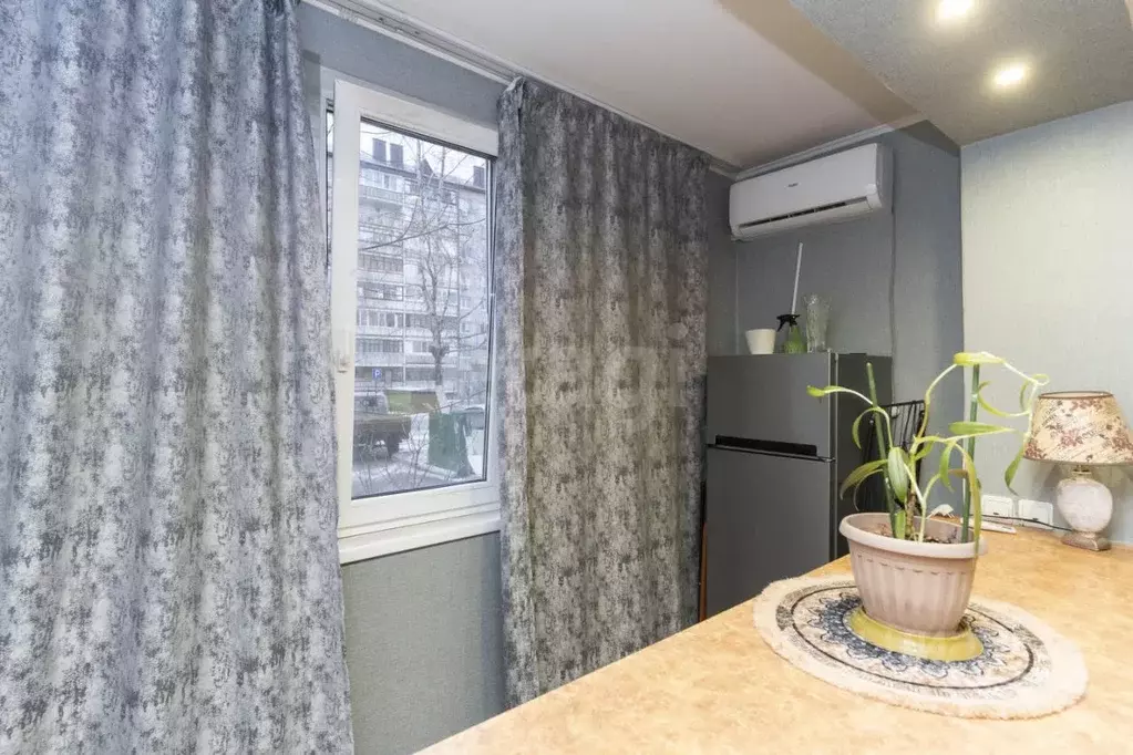 Студия Тюменская область, Тюмень ул. 30 лет Победы, 81 (20.0 м) - Фото 1