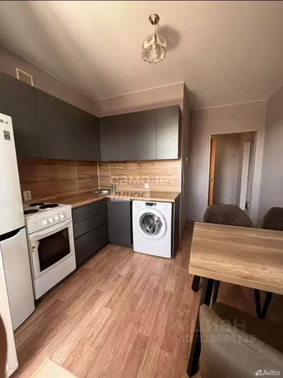 1-к кв. Амурская область, Благовещенск Конная ул., 33 (40.4 м) - Фото 1