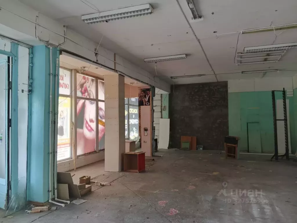 Помещение свободного назначения в Волгоградская область, Урюпинск ул. ... - Фото 2