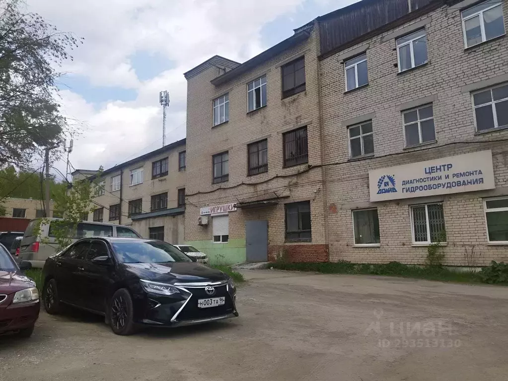 Помещение свободного назначения в Свердловская область, Екатеринбург ... - Фото 0