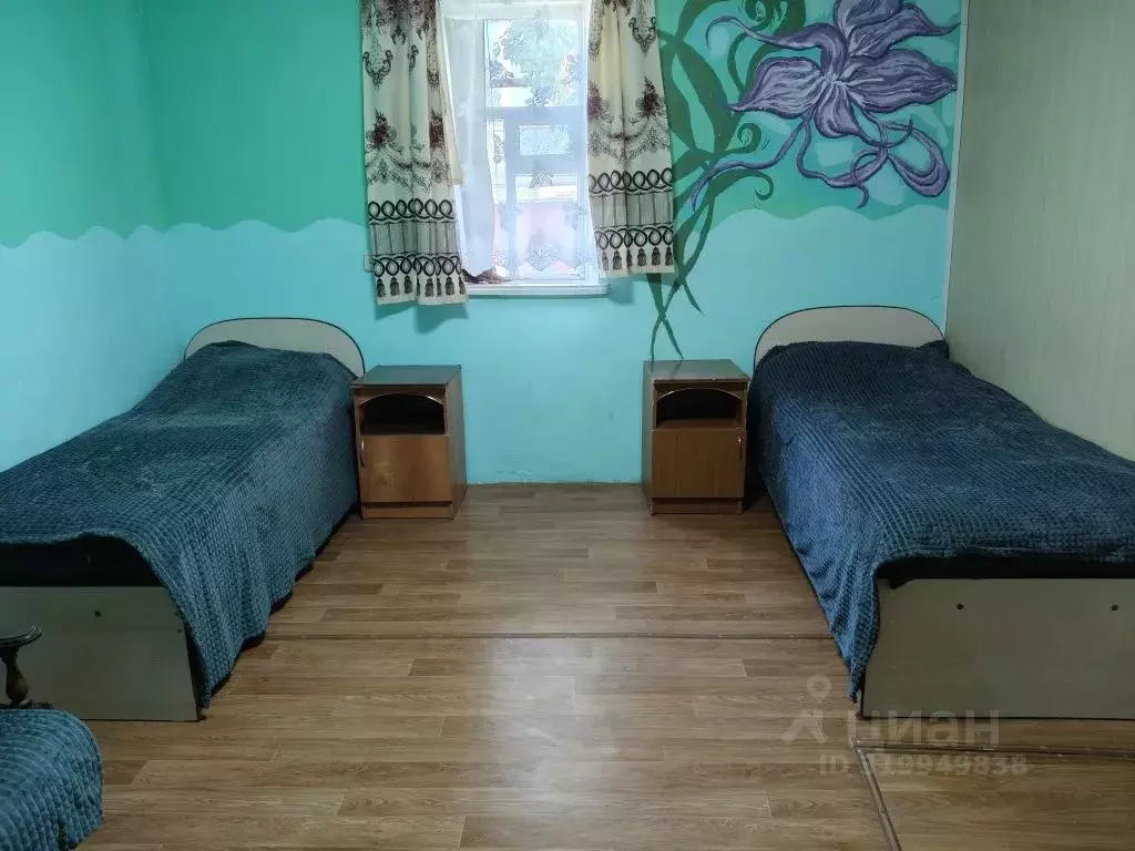 Дом в Краснодарский край, Ейский район, Камышеватская ст-ца Красная ... - Фото 2