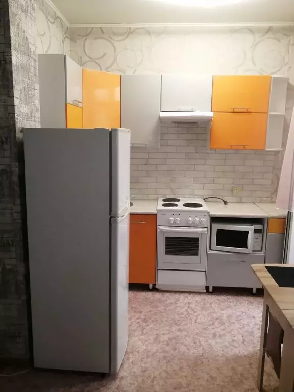 Студия Алтайский край, Бийск Ленинградская ул., 38 (29.0 м) - Фото 1